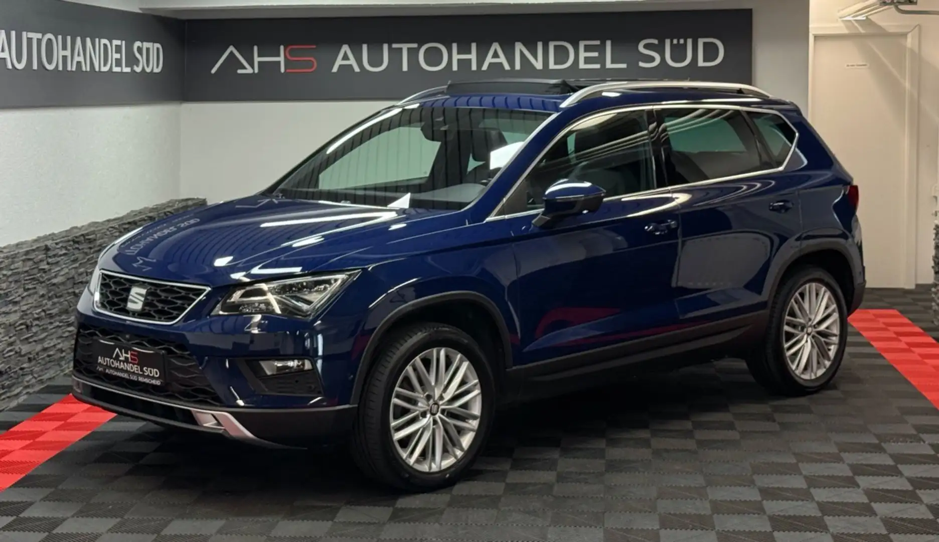 SEAT Ateca Xcellence 4Drive*PANO*NAVI*KAMERA*LED*AHK Blau - 1