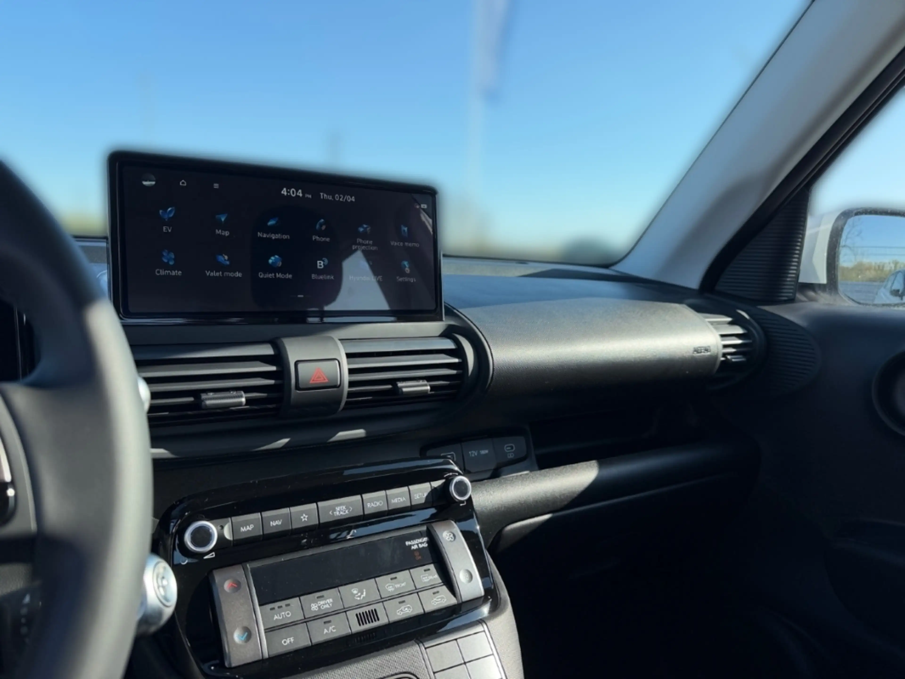 Hyundai Inster Elektro 71 kW FWD Select Navi ACC Apple CarPlay An — photo 9