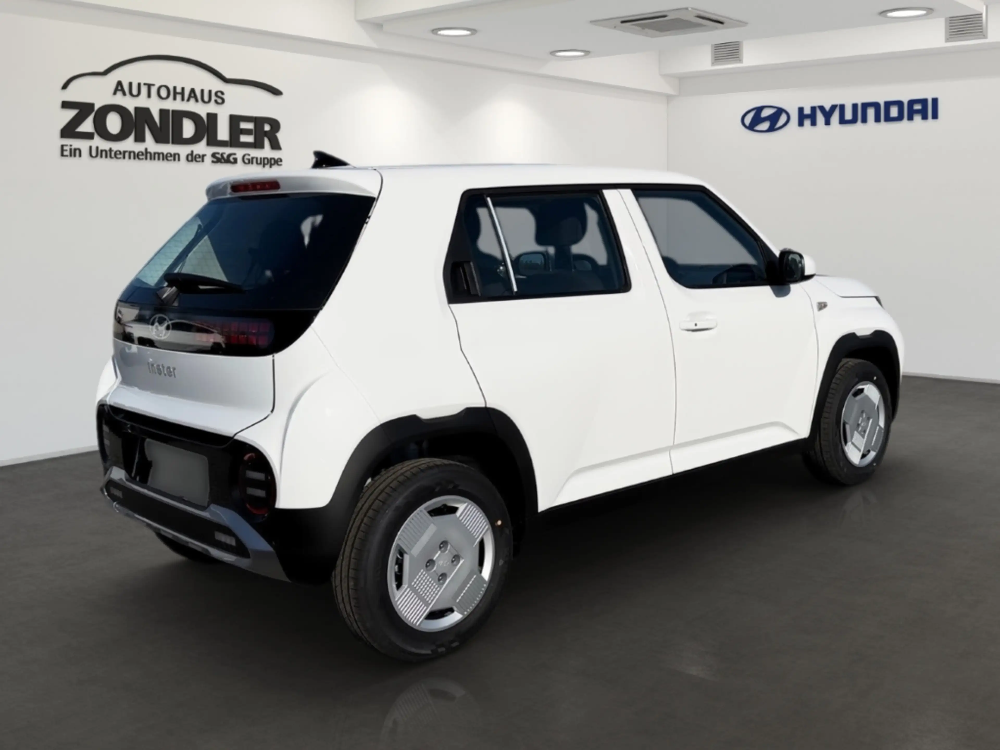Hyundai Inster Elektro 71 kW FWD Select Navi ACC Apple CarPlay An — photo 3