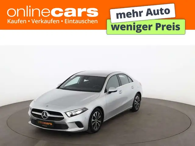 Mercedes-Benz A 180 d Style Aut LED NAVI R-CAM LEDER SITZHZG