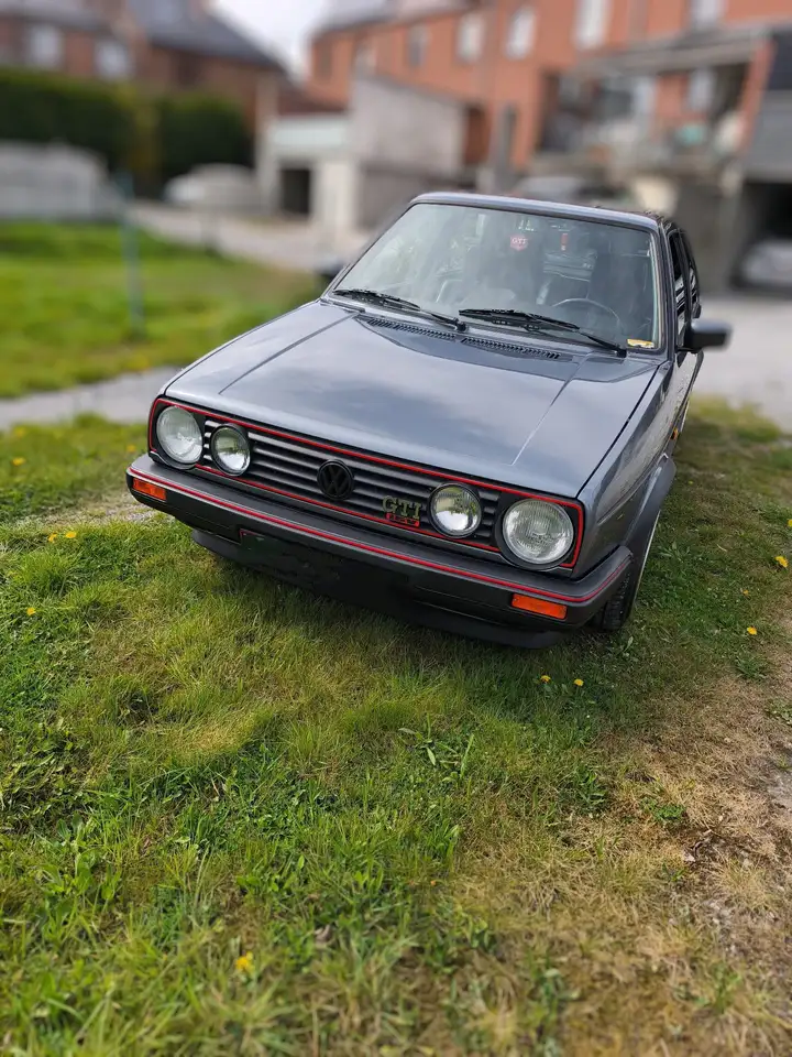 Volkswagen Golf GTI 1.8i-16V, foto 3