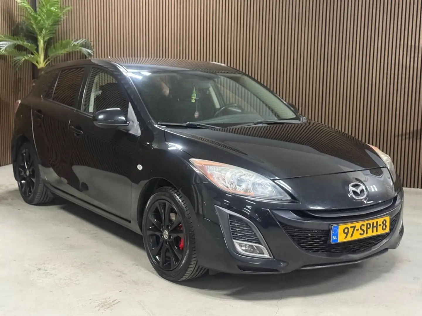 Mazda 3 1.6 GT-M Line Zwart - 2