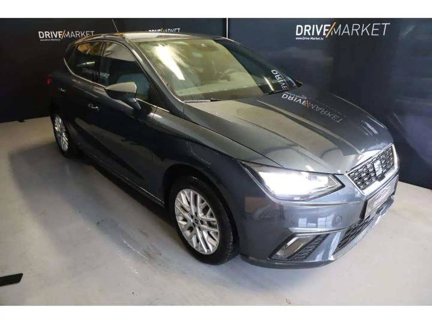 SEAT Ibiza XcEllence Gris - 1