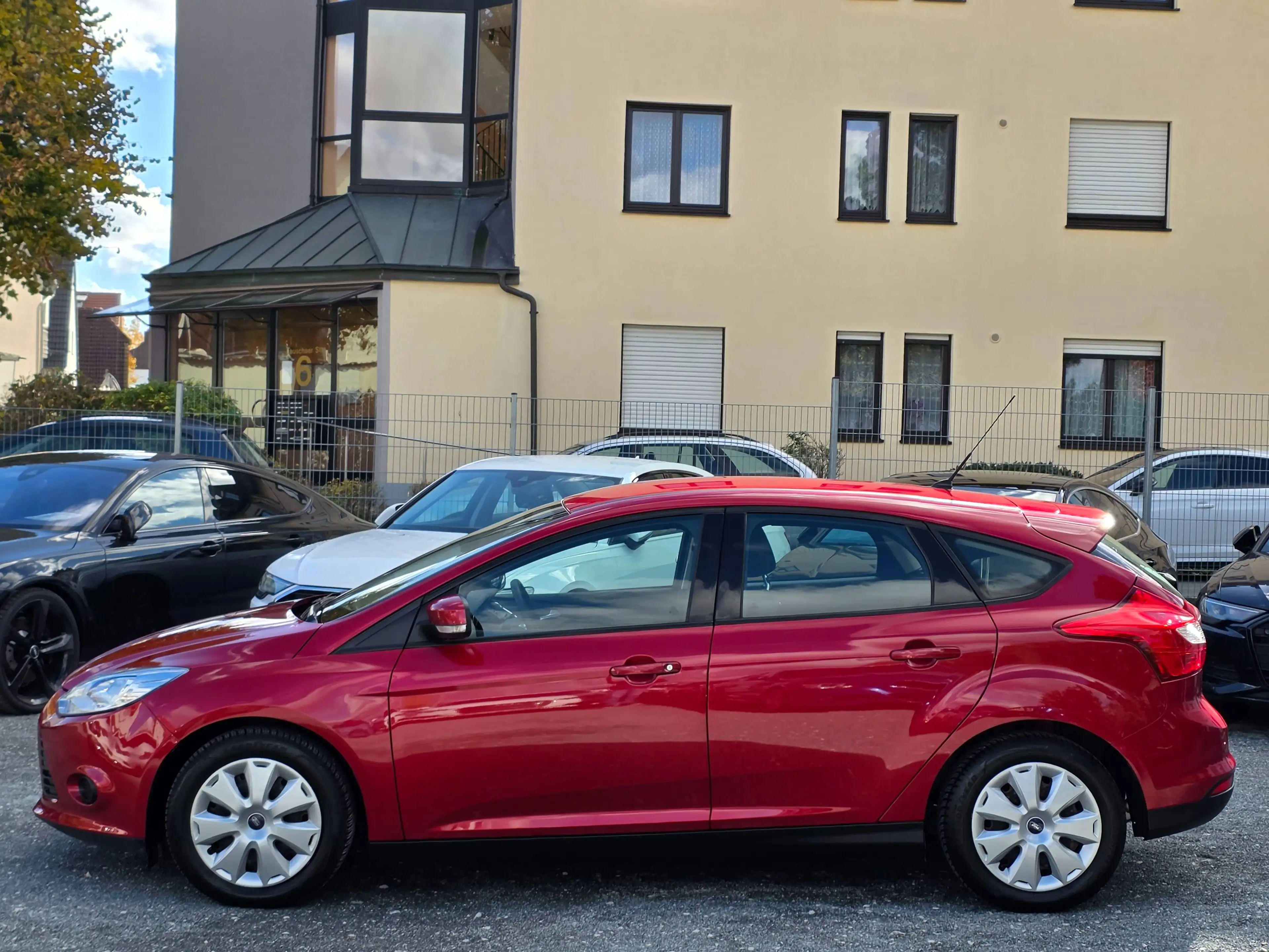Ford Focus Trend — photo 2