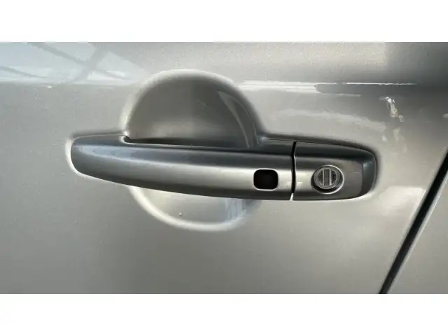 Suzuki SX4 S-Cross view 5