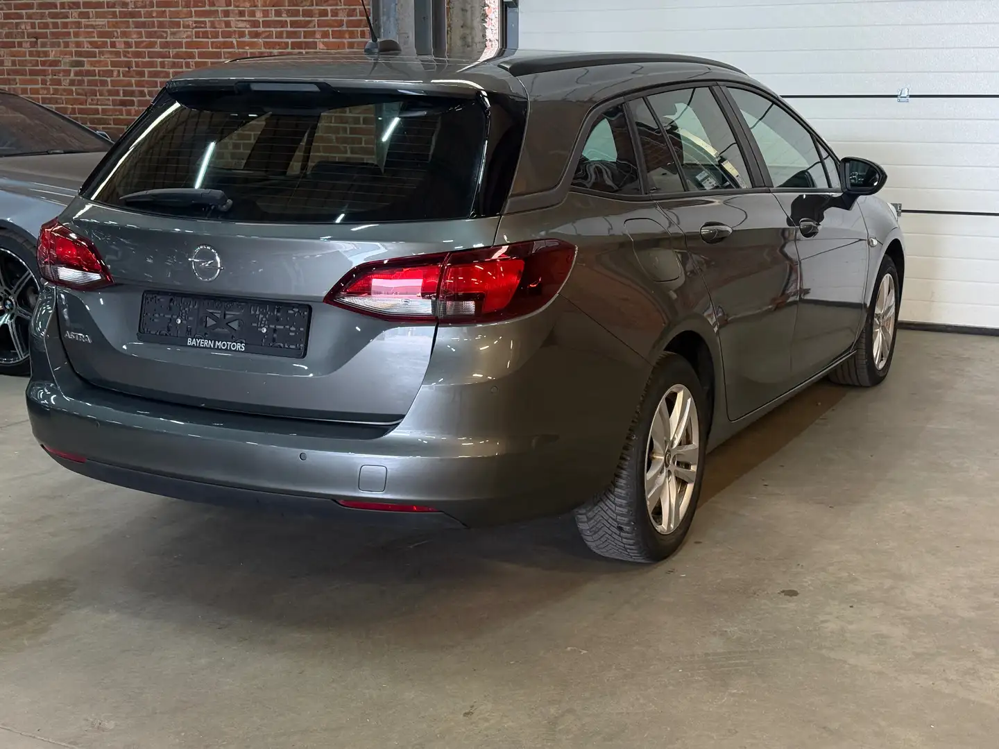 Opel Astra 1.5 Turbo D EURO 6d Automaat Navi Led CarPlay Grijs - 2