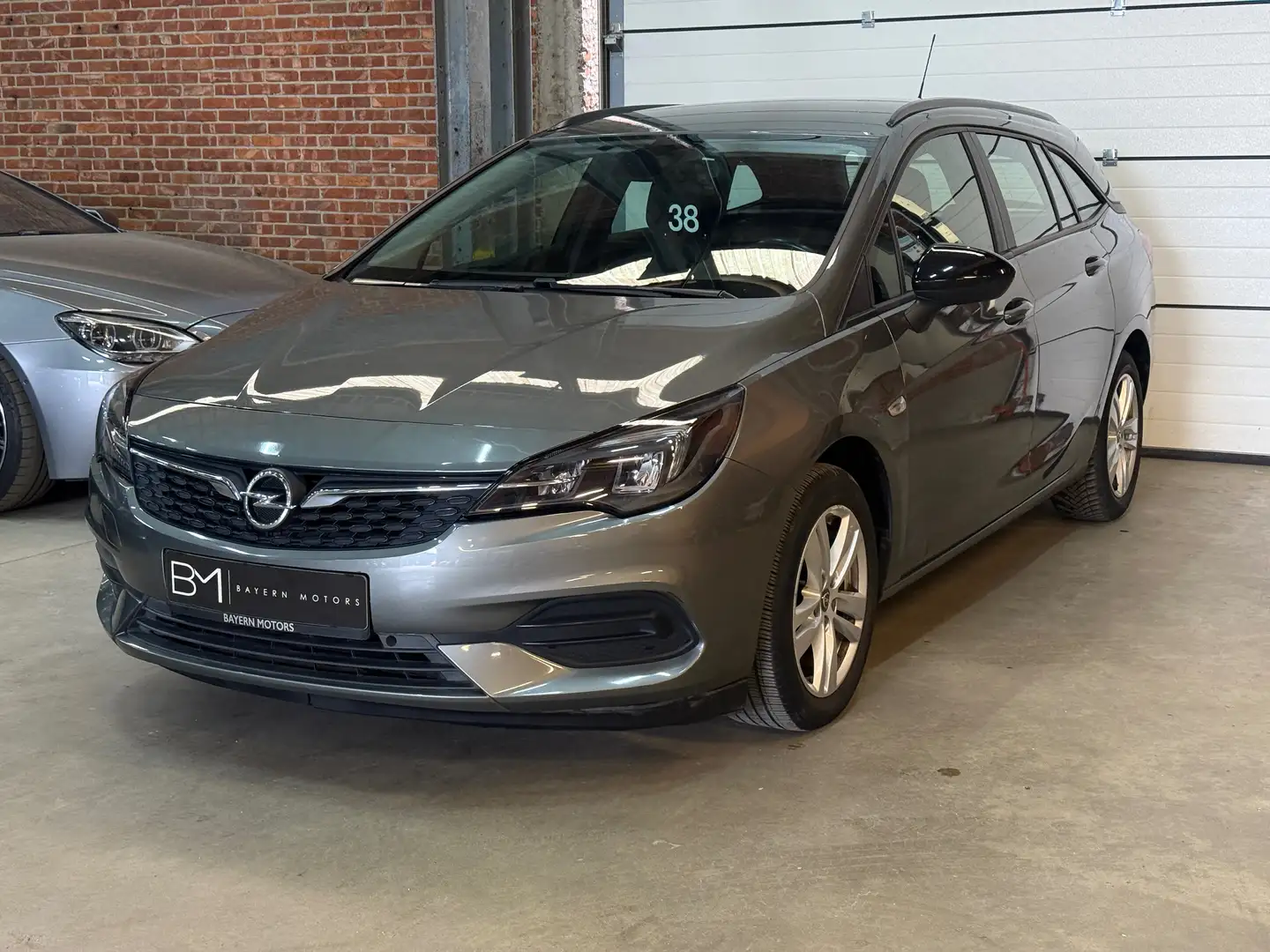Opel Astra 1.5 Turbo D EURO 6d Automaat Navi Led CarPlay Grijs - 1