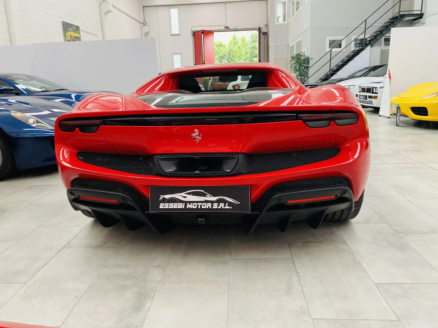 Ferrari 296 GTB VETTURA  PRONTA CONSEGNA ITALIANA KM 520 - 2