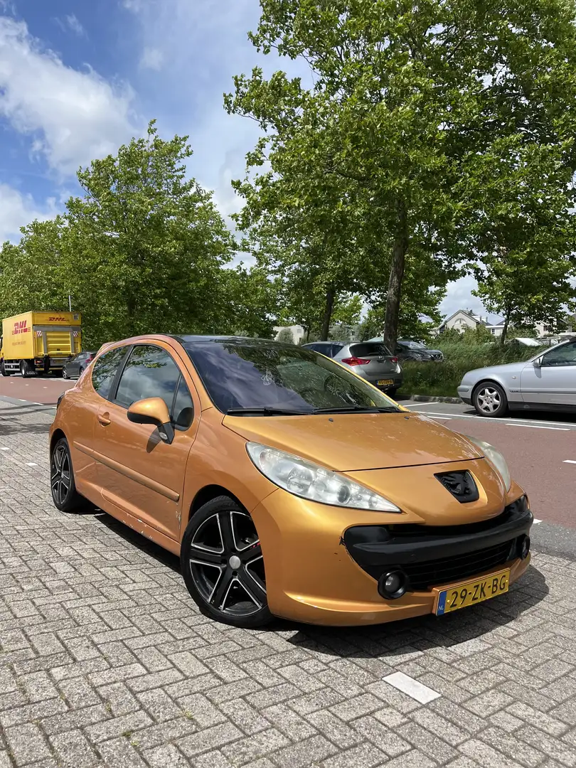 Peugeot 207 Peugeot 207 1.6 16V Turbo 3DRS 2008 - 1