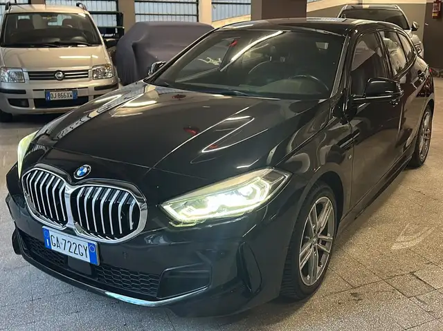 BMW 1 Series view 2