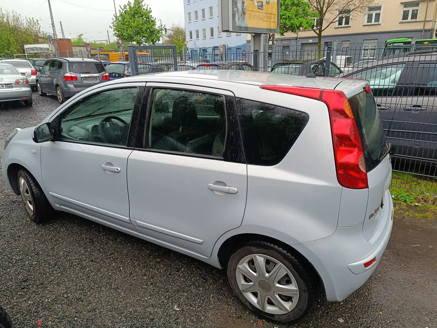 Nissan Note Acenta Klima TÜV neu 2 Hand siva - 2