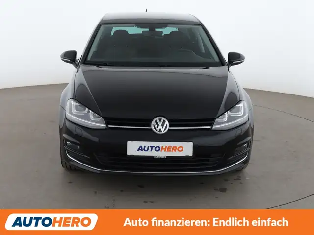 Volkswagen Golf view 9