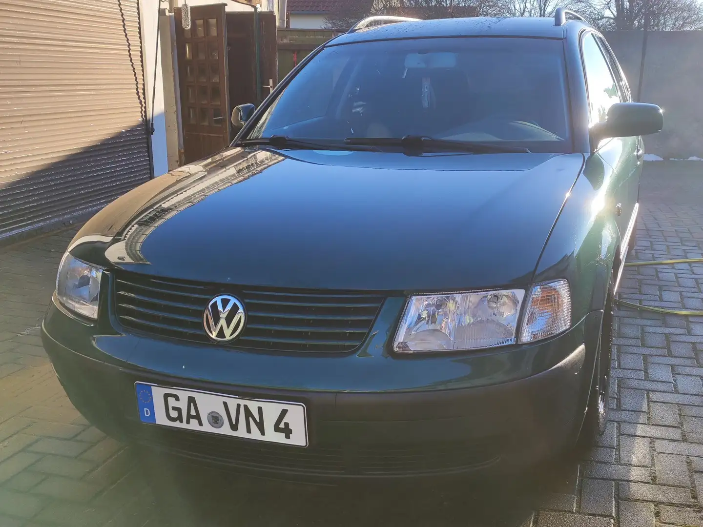 Volkswagen Passat Variant Passat+1.9+TDI Grün - 1