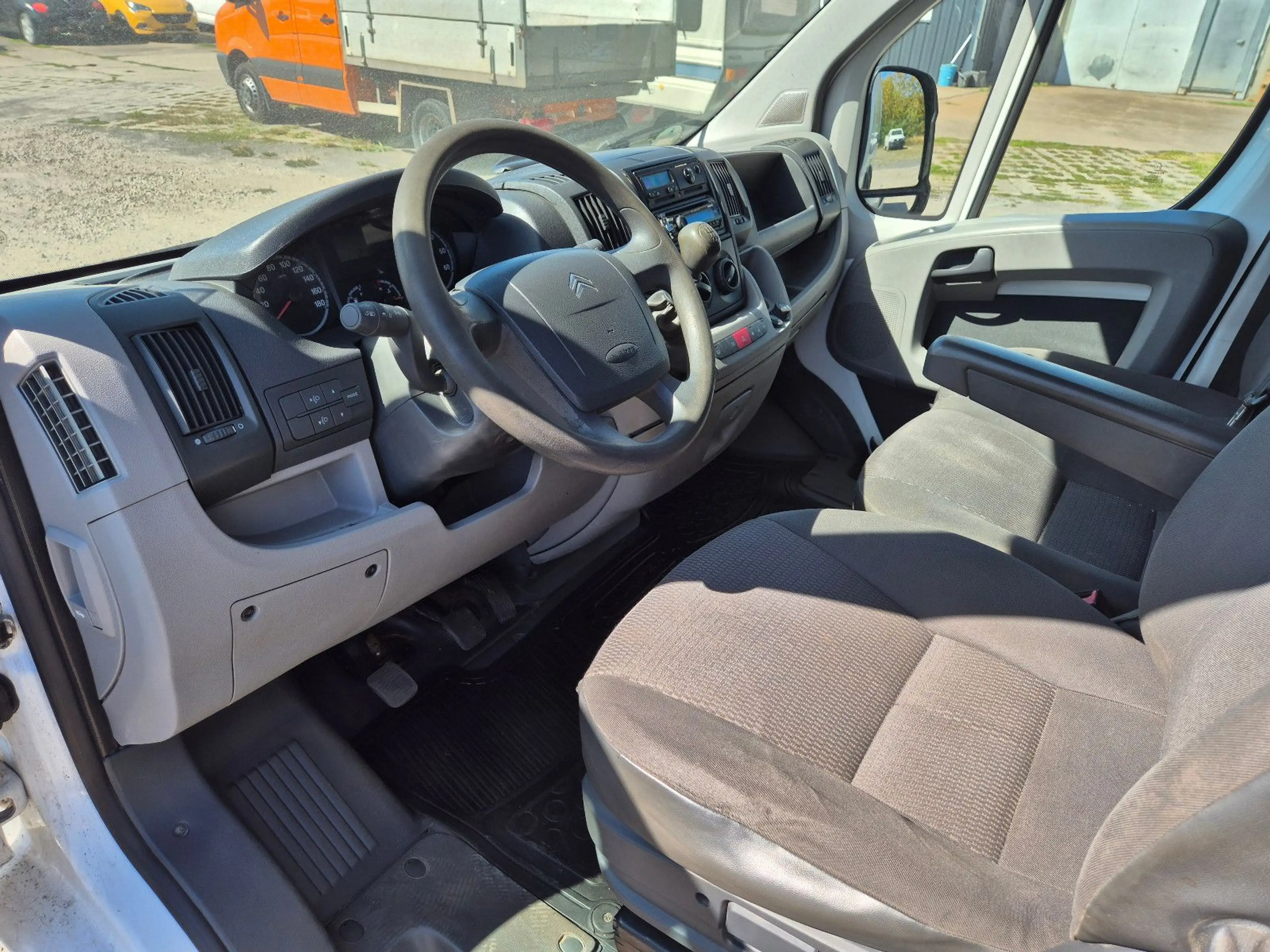 Citroen Jumper Grossraumkasten 33 L2H2 HDi 120 — photo 17