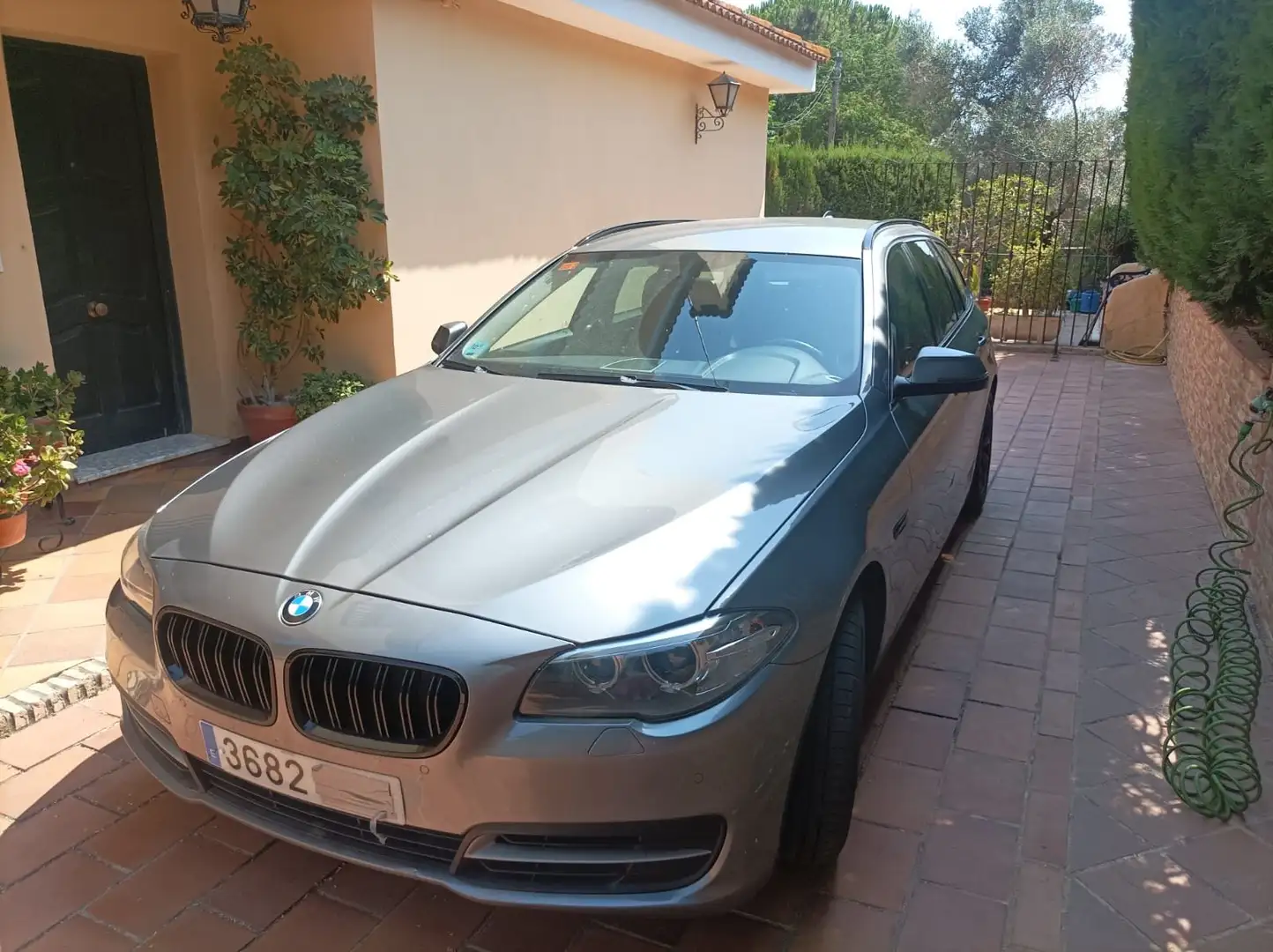 BMW 520 520dA Touring Gris - 1