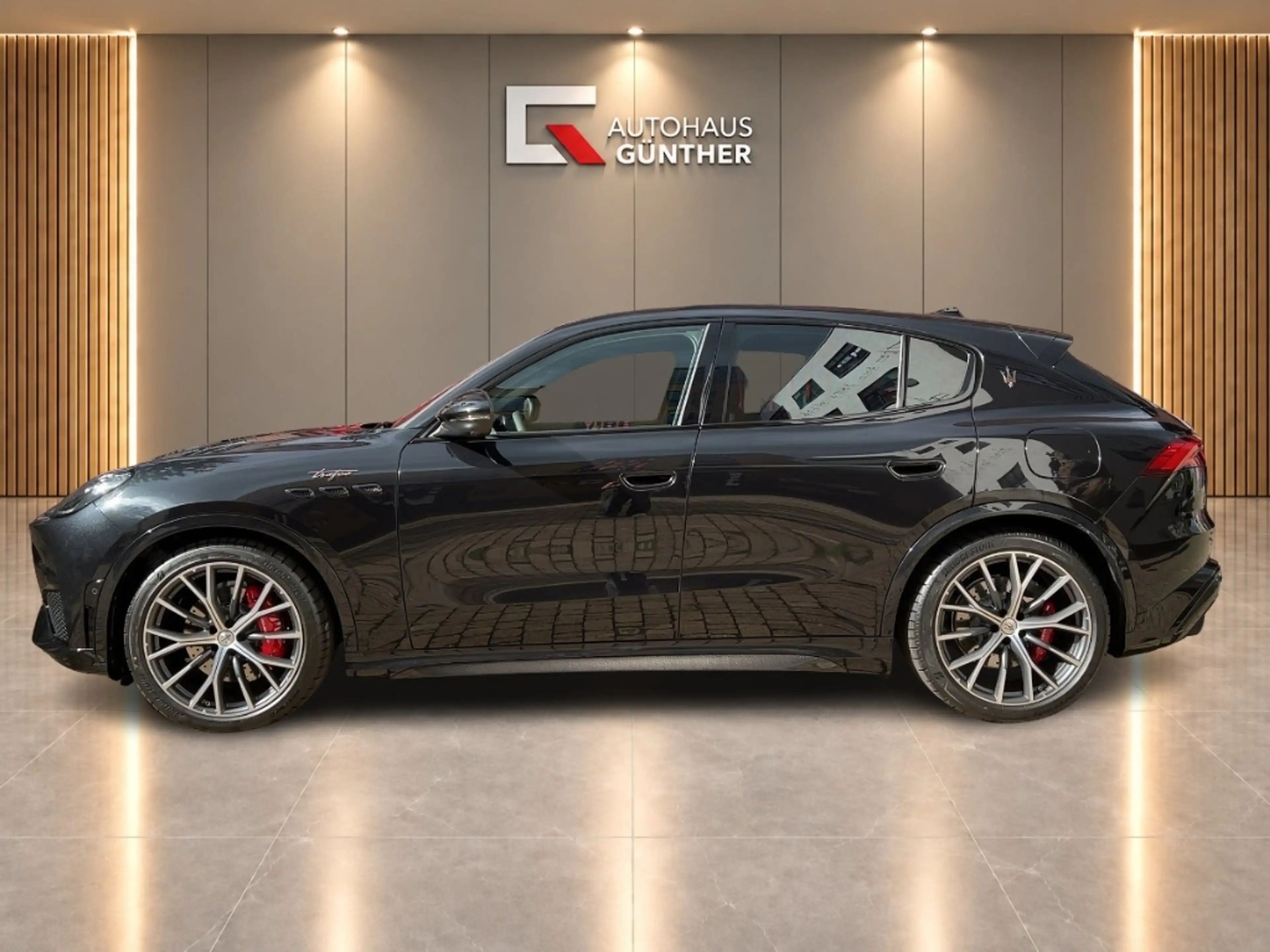 Maserati Grecale Trofeo AWD 530PS-FACELIFT-MJ27!-NEU-Voll — photo 2