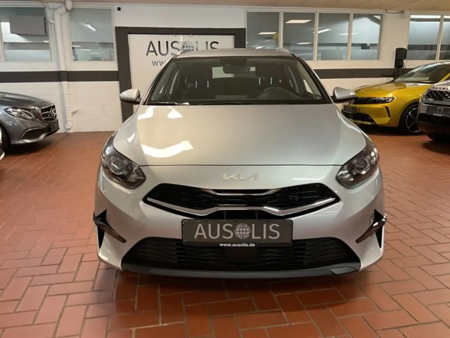 Kia Ceed SW / cee'd SW Sportswagon Vision Kamera,Navi,Komfortpaket Argento - 2