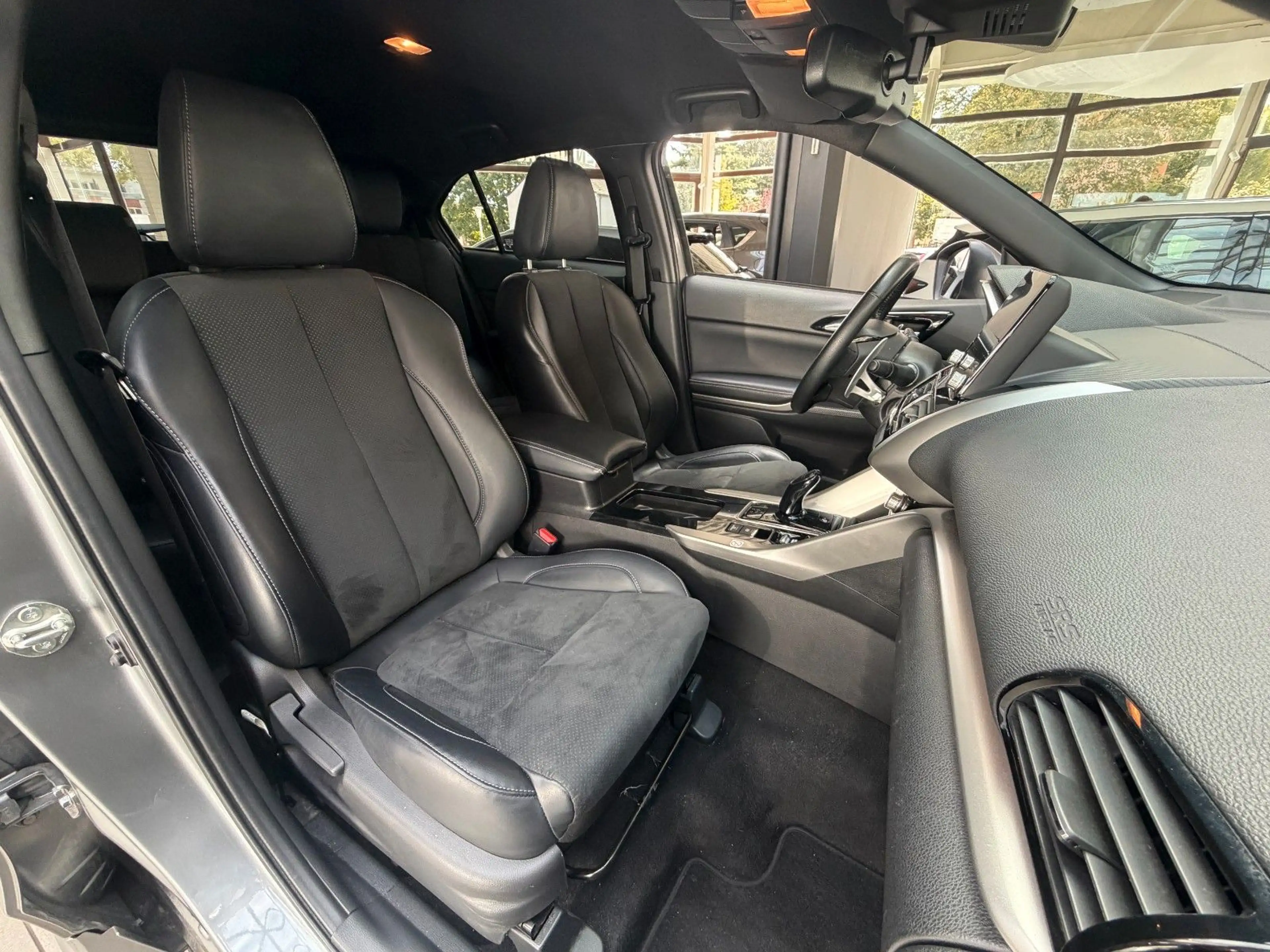 Mitsubishi Eclipse Cross Plus Hybrid 4WD Automatik — photo 15