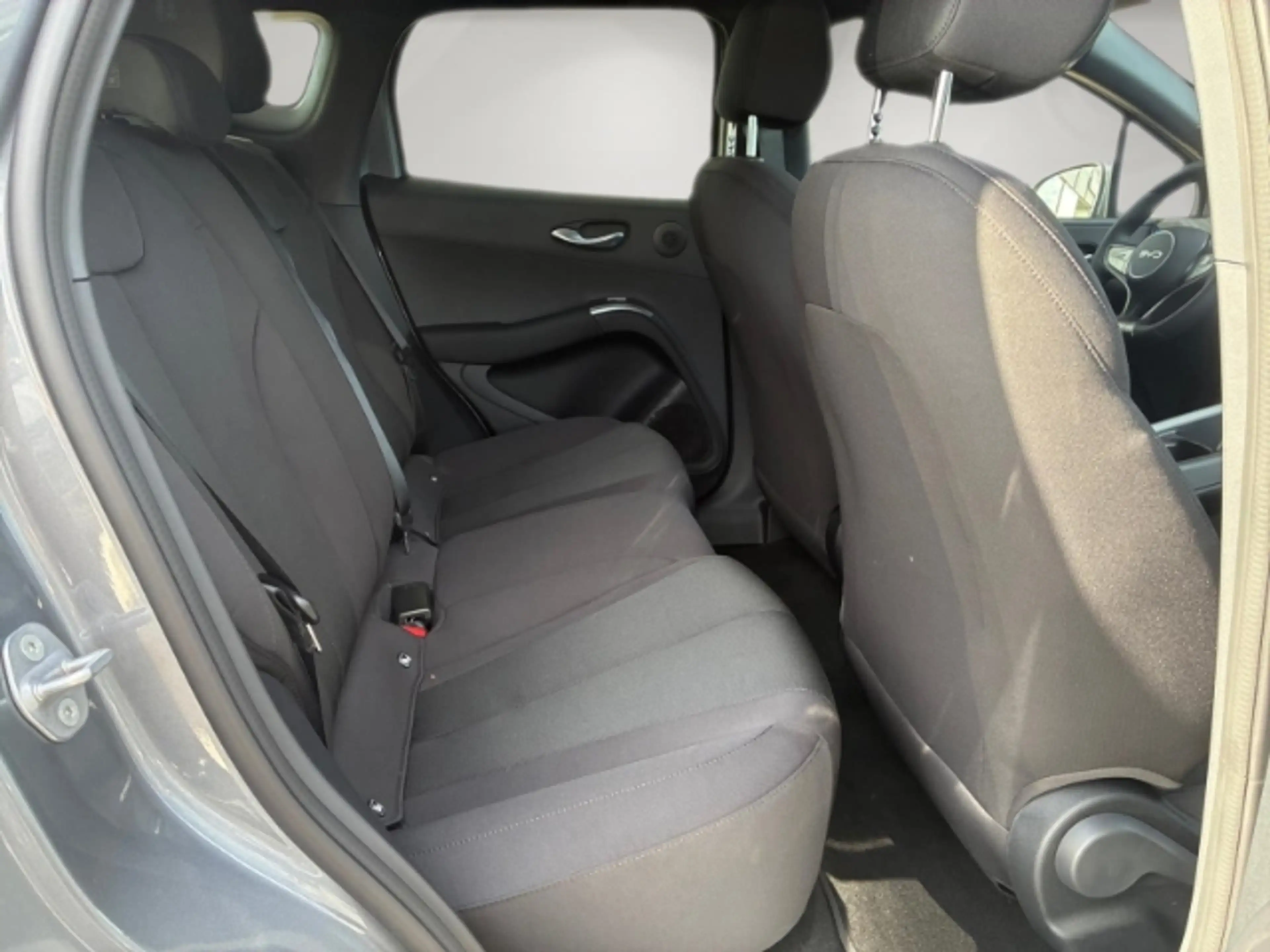 BYD Dolphin G 1.5 Boost Sitzheizung/Klimaautomatik/Navi/Rückfahr — photo 14