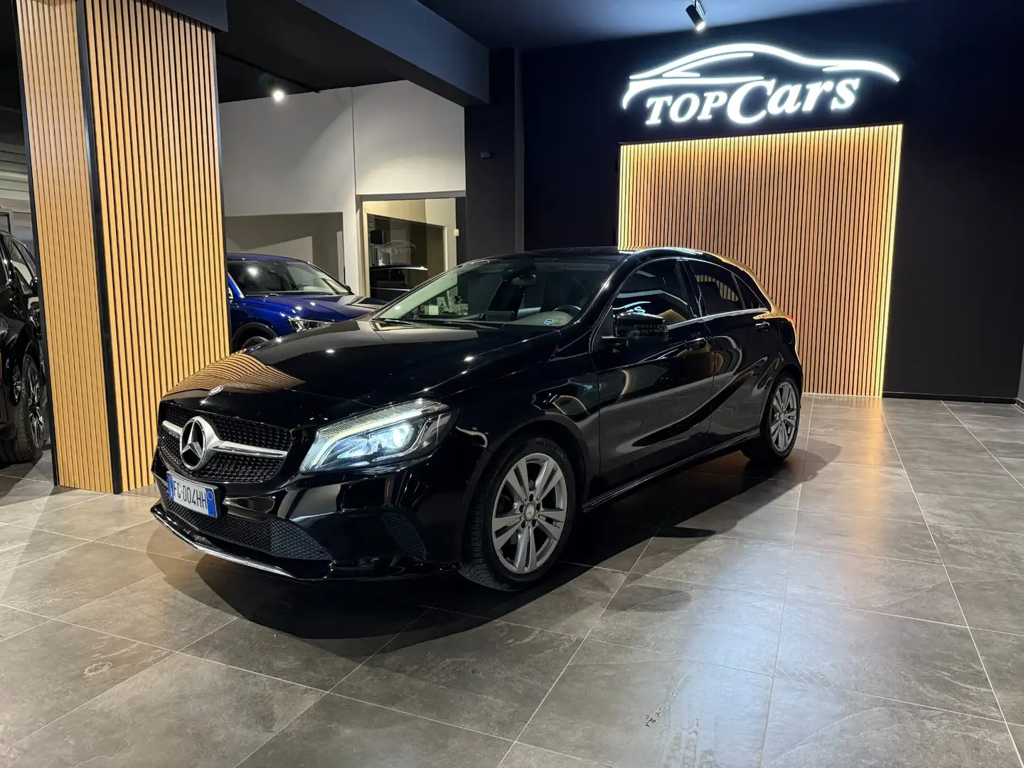 Mercedes-Benz A 180 A 180 d Automatic Sport Nero - 2