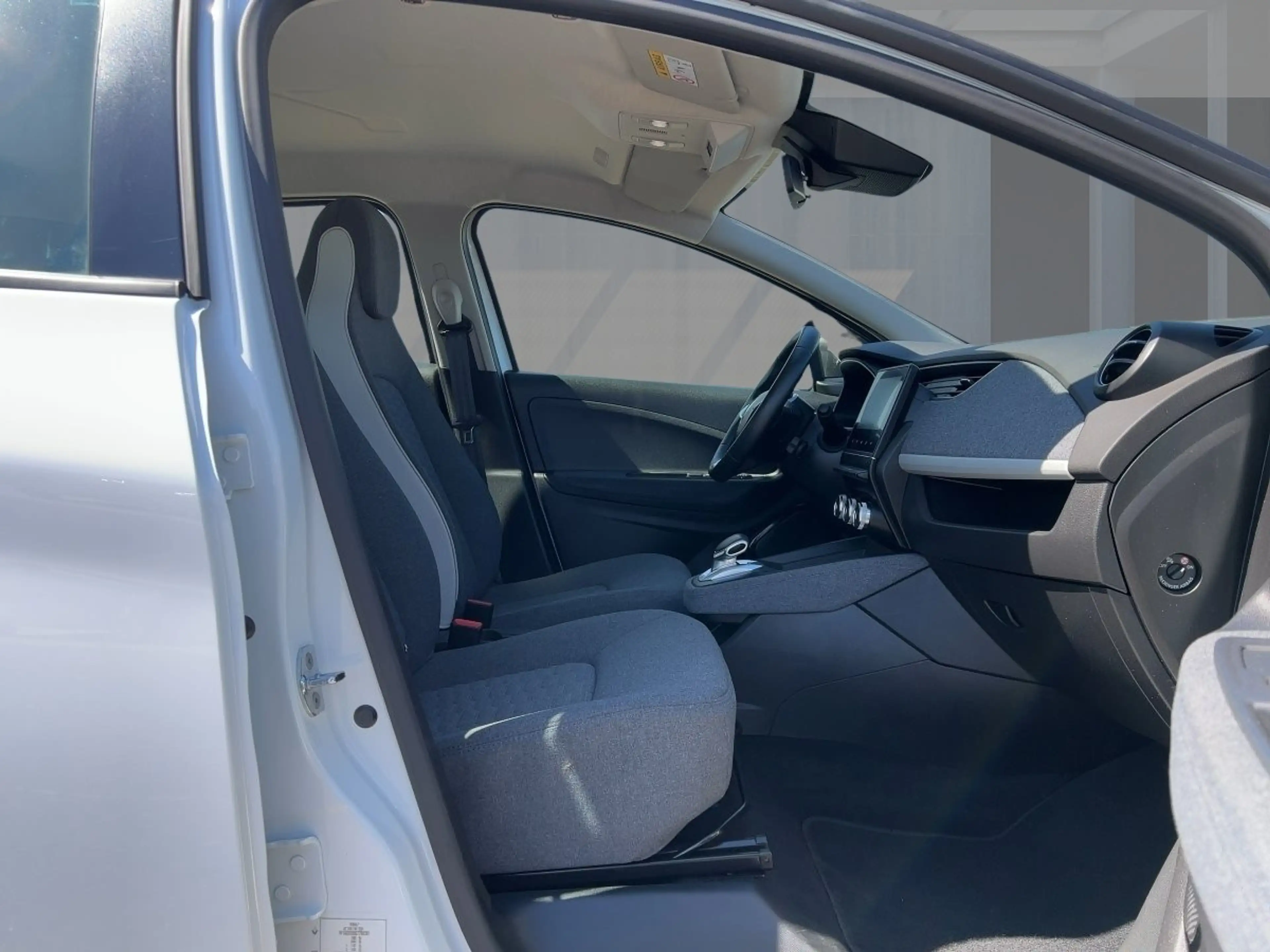 Renault ZOE EXPERIENCE R110 50kWh CCS RÜCKFAHRKAMERA — photo 8