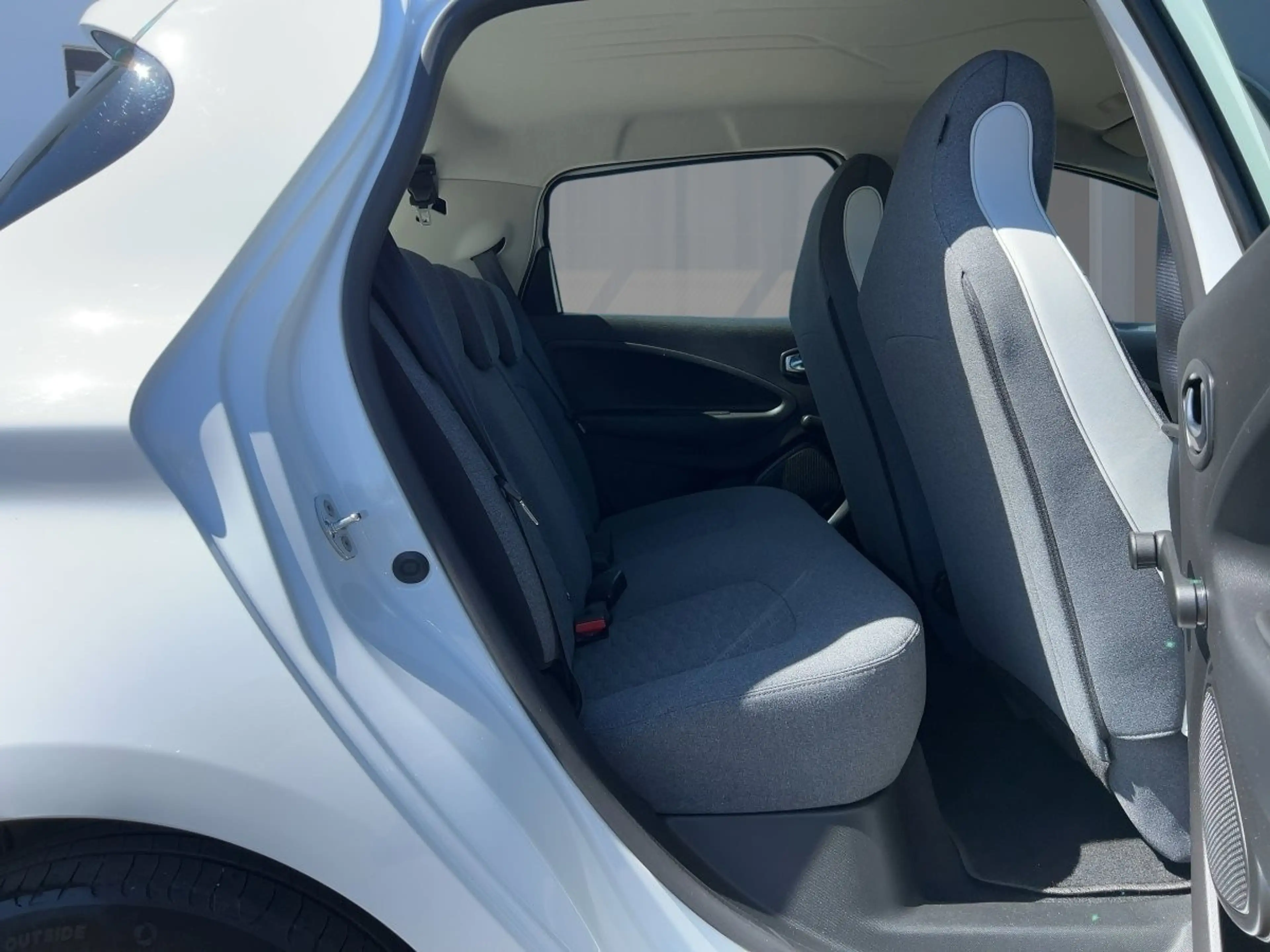 Renault ZOE EXPERIENCE R110 50kWh CCS RÜCKFAHRKAMERA — photo 9
