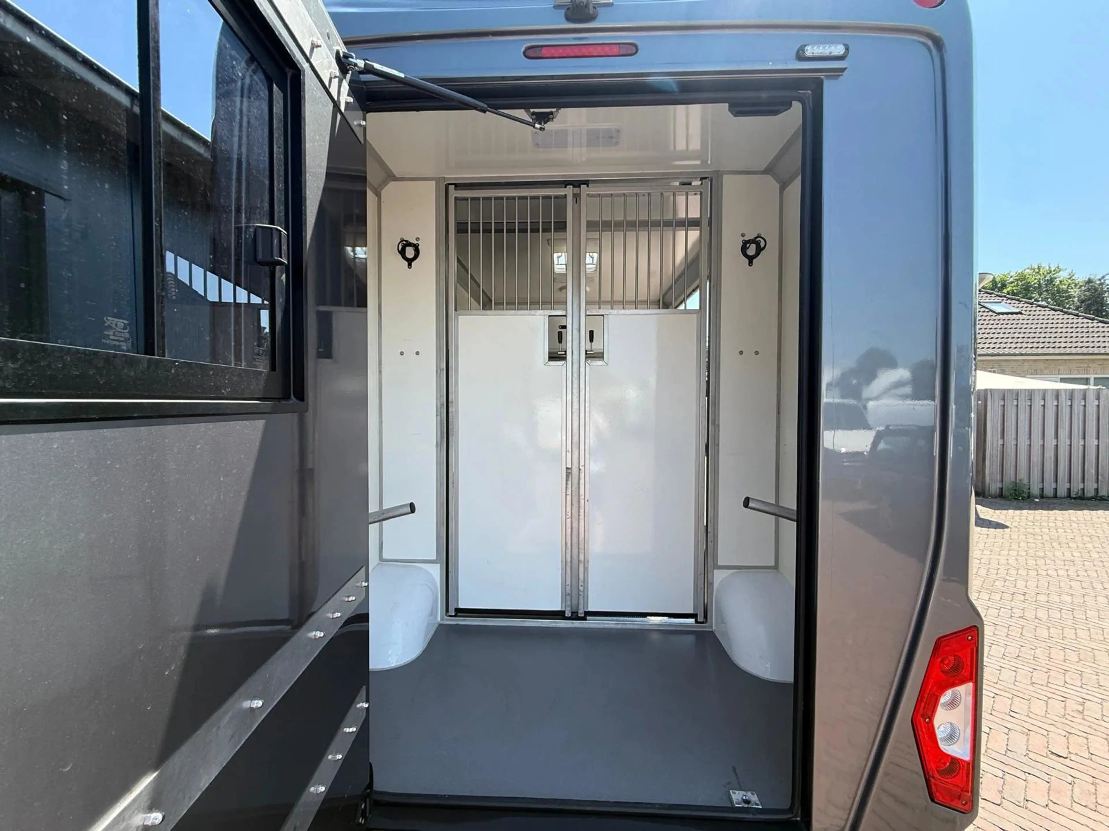Renault Master STX S3 Paardenwagen Automaat Hengsten uitvoering N — photo 12