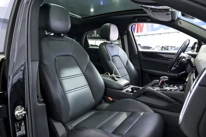 Porsche Cayenne 2023, foto 38