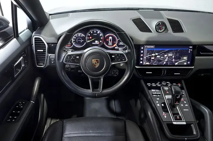 Porsche Cayenne 2023, foto 31
