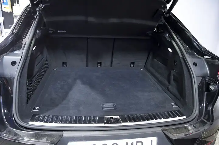 Porsche Cayenne 2023, foto 11