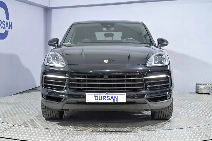 Porsche Cayenne 2023, foto 2