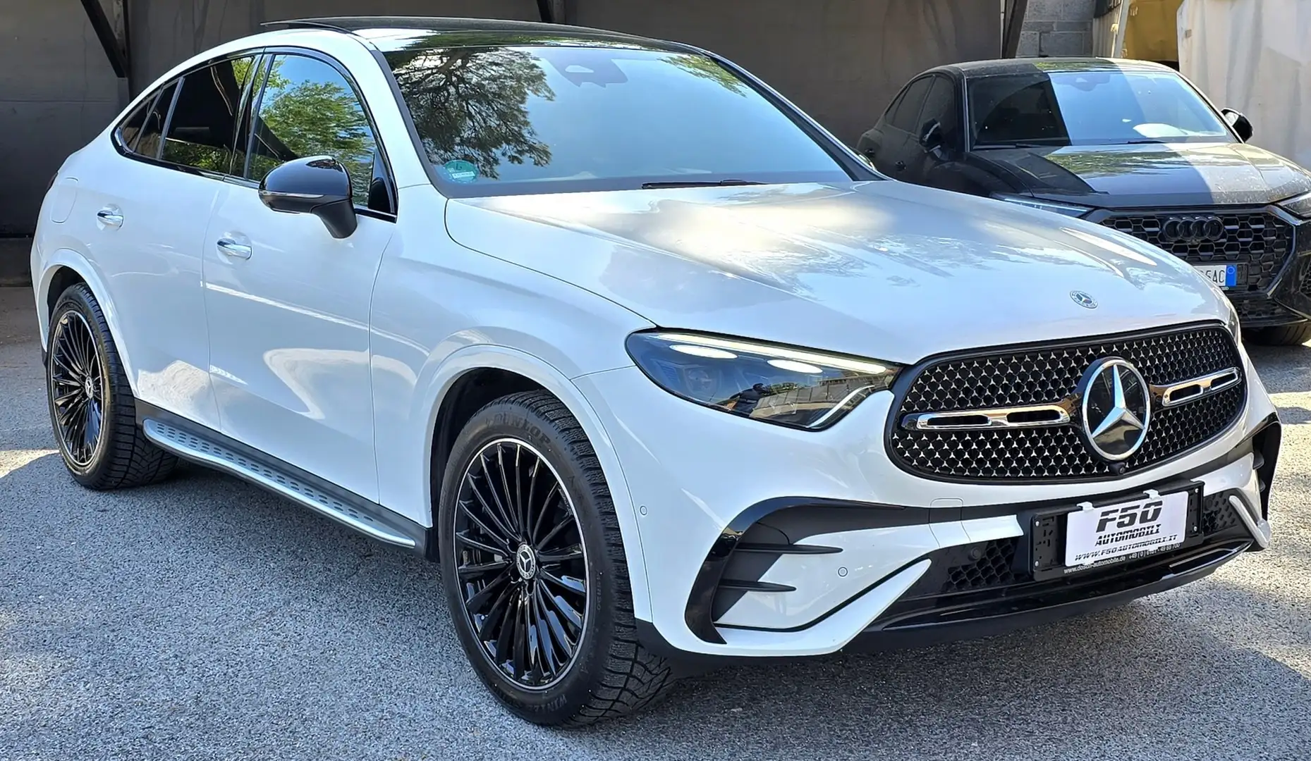 Mercedes-Benz GLC 300 Coupe d AMG Line Premium Plus 4matic auto White - 2
