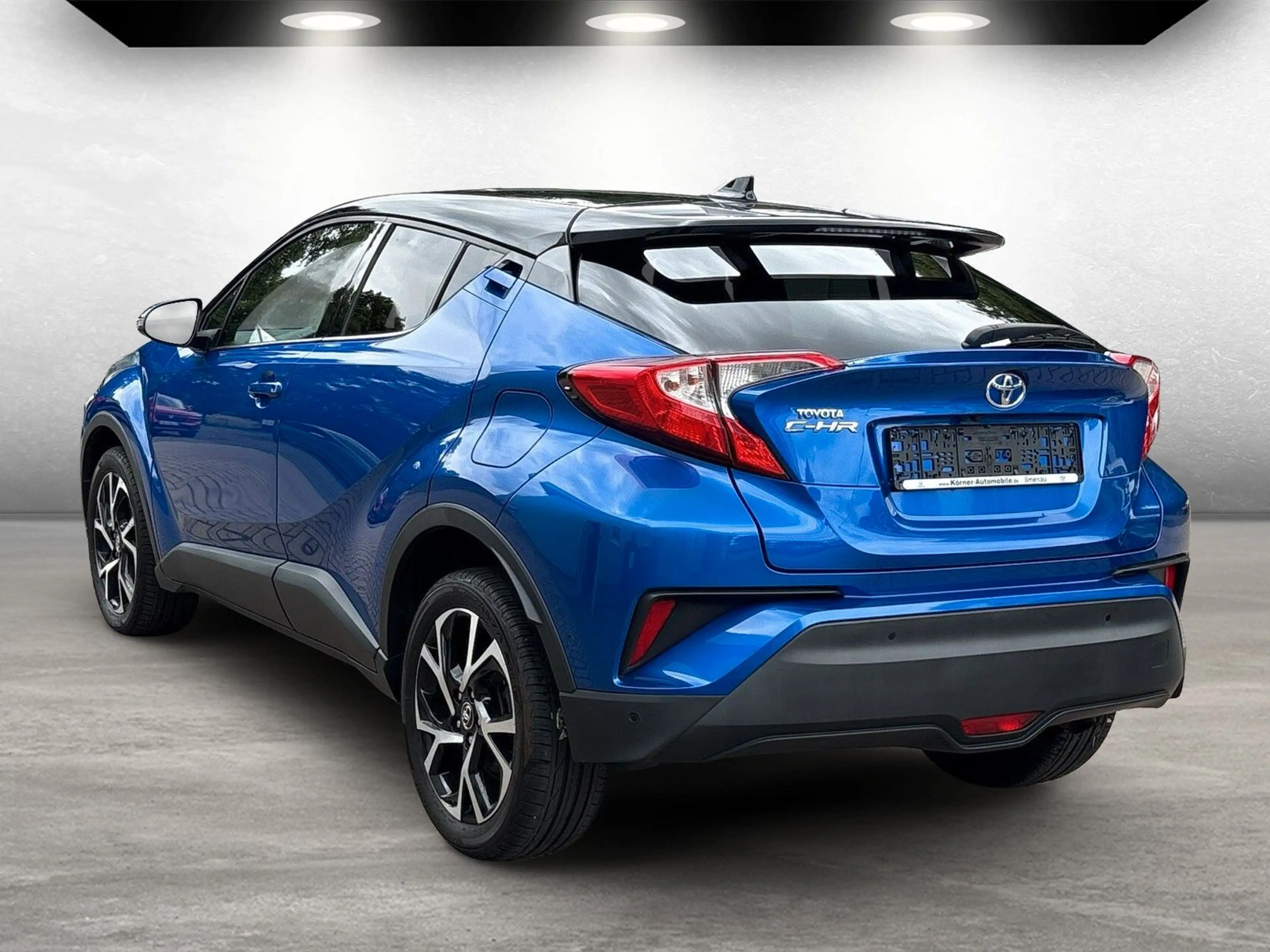 Toyota C-HR Style Selection+WR — photo 6
