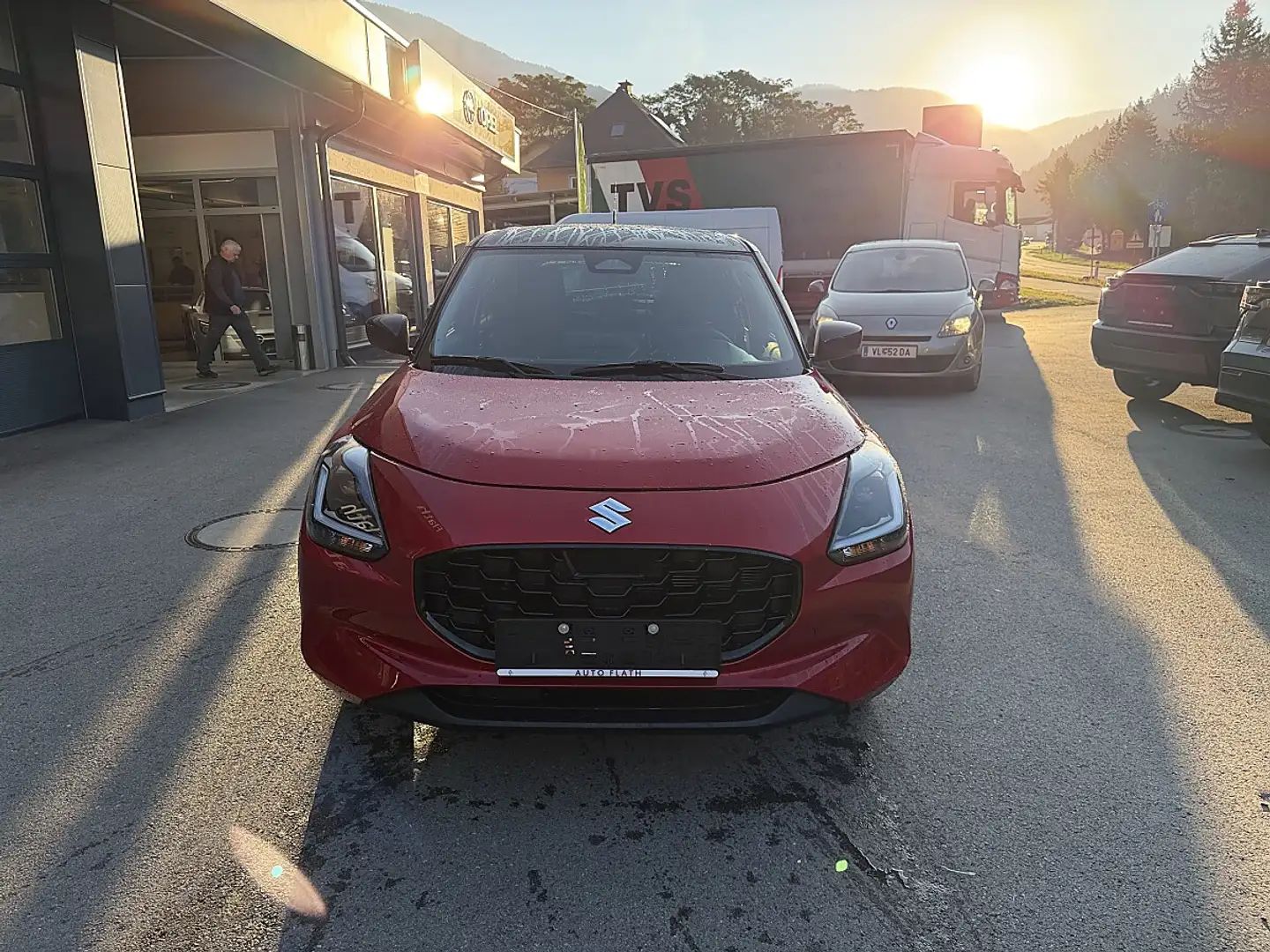 Suzuki Swift 1,2 Hybrid Allgrip Shine Rot - 2