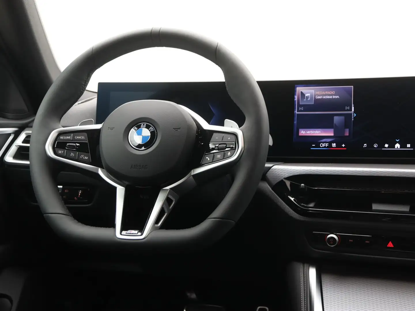 BMW 420 4 Serie 420i Gran Coupé M Sport Pro Zwart - 2