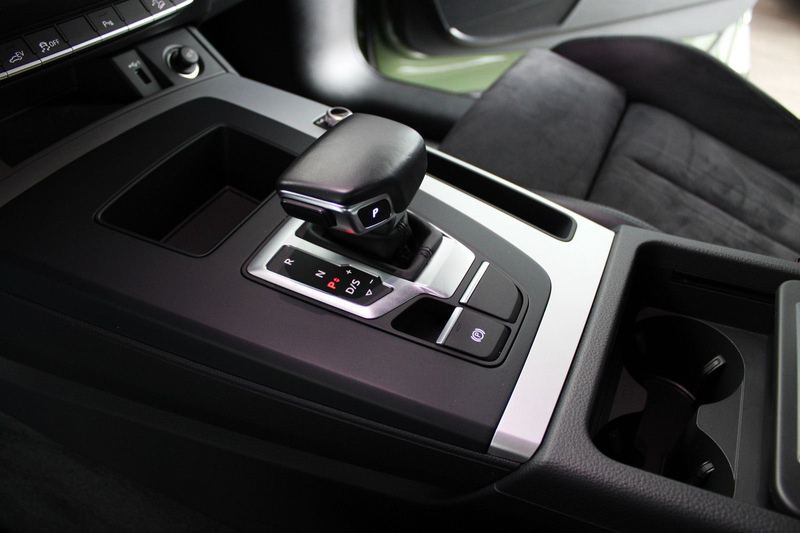 Audi Q5 HYBRID 220KW! MATRIX/OPTIK-SCHWARZ/SPORTSITZE — photo 10