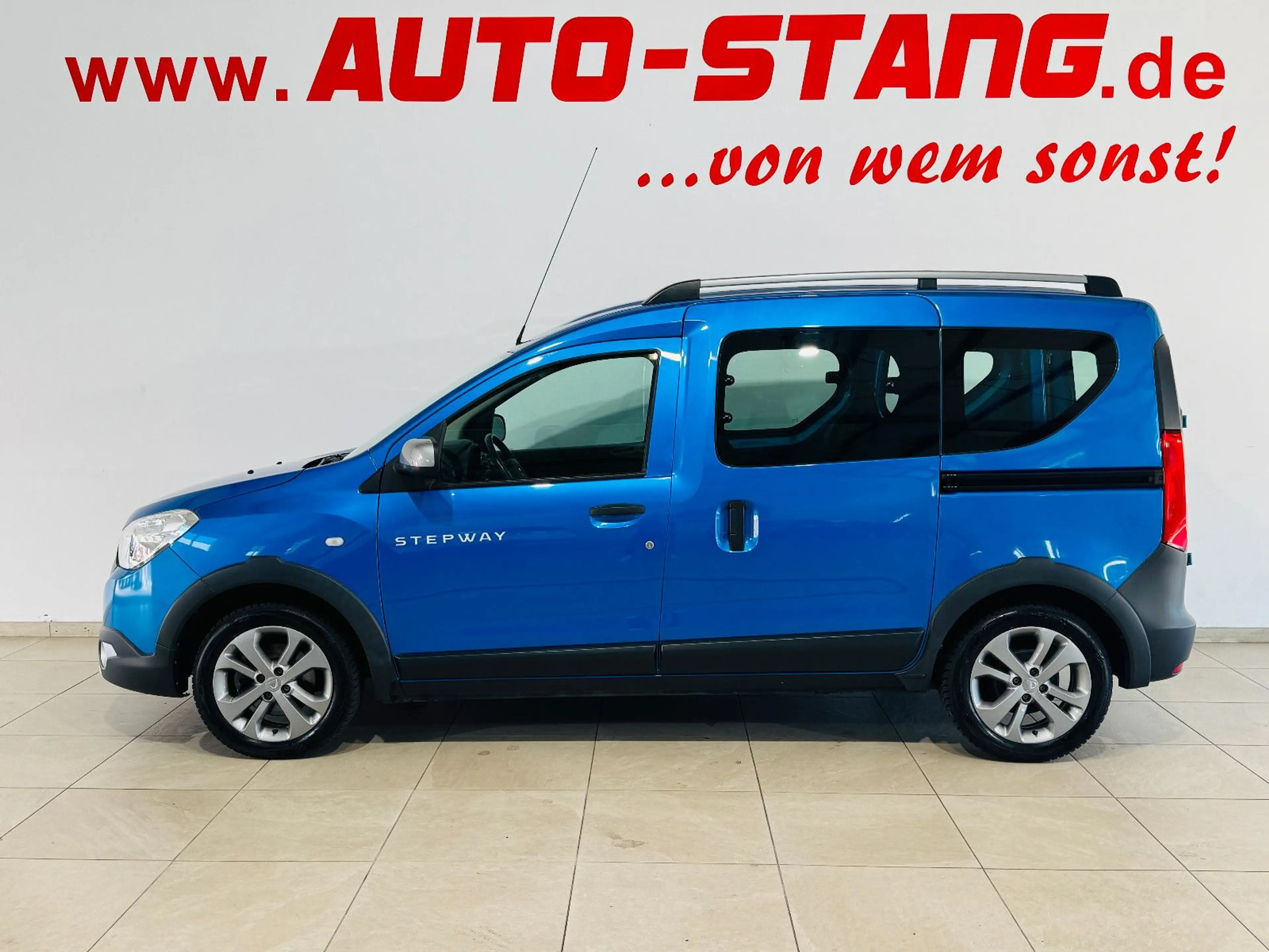 Dacia Dokker Stepway*HECKFLÜGEL+ALLWETTER+NAVI+1.HAND* — photo 4