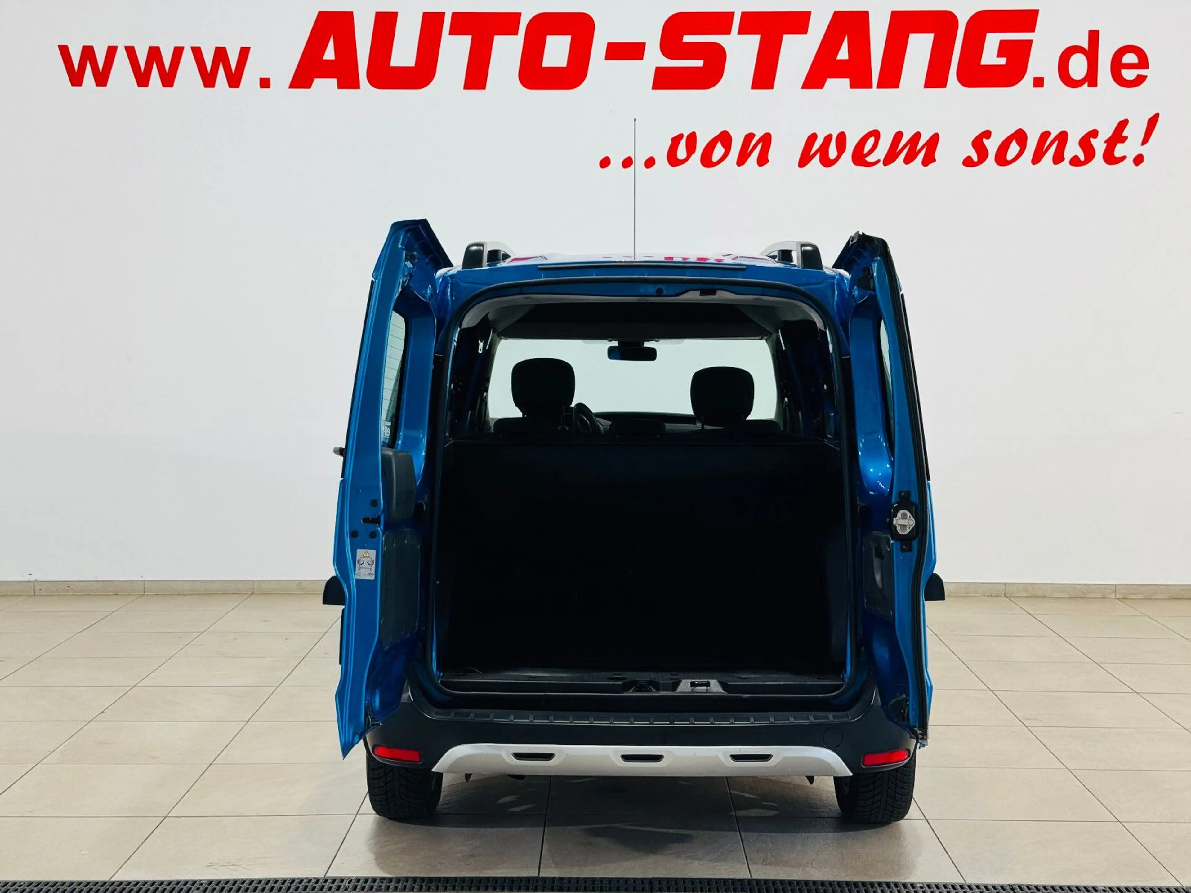 Dacia Dokker Stepway*HECKFLÜGEL+ALLWETTER+NAVI+1.HAND* — photo 9