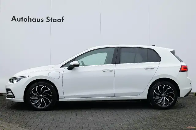 Volkswagen Golf view 5