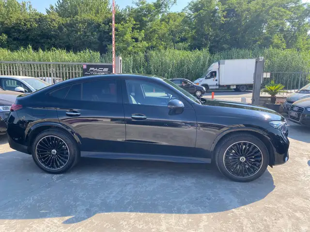 Mercedes-Benz GLC view 6