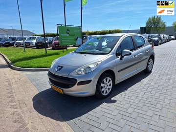 1.4-16V X-line / Mooie auto / APK t/m april 2026