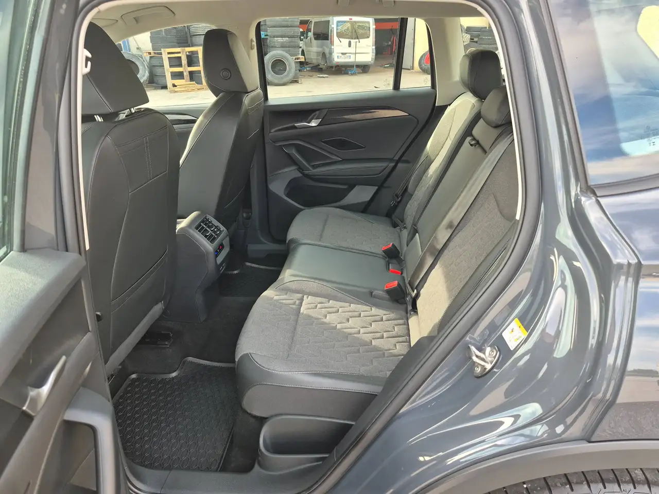 Volkswagen Tiguan 1.5 etsi Life 150cv dsg PREZZO REALE, миниатюра 9
