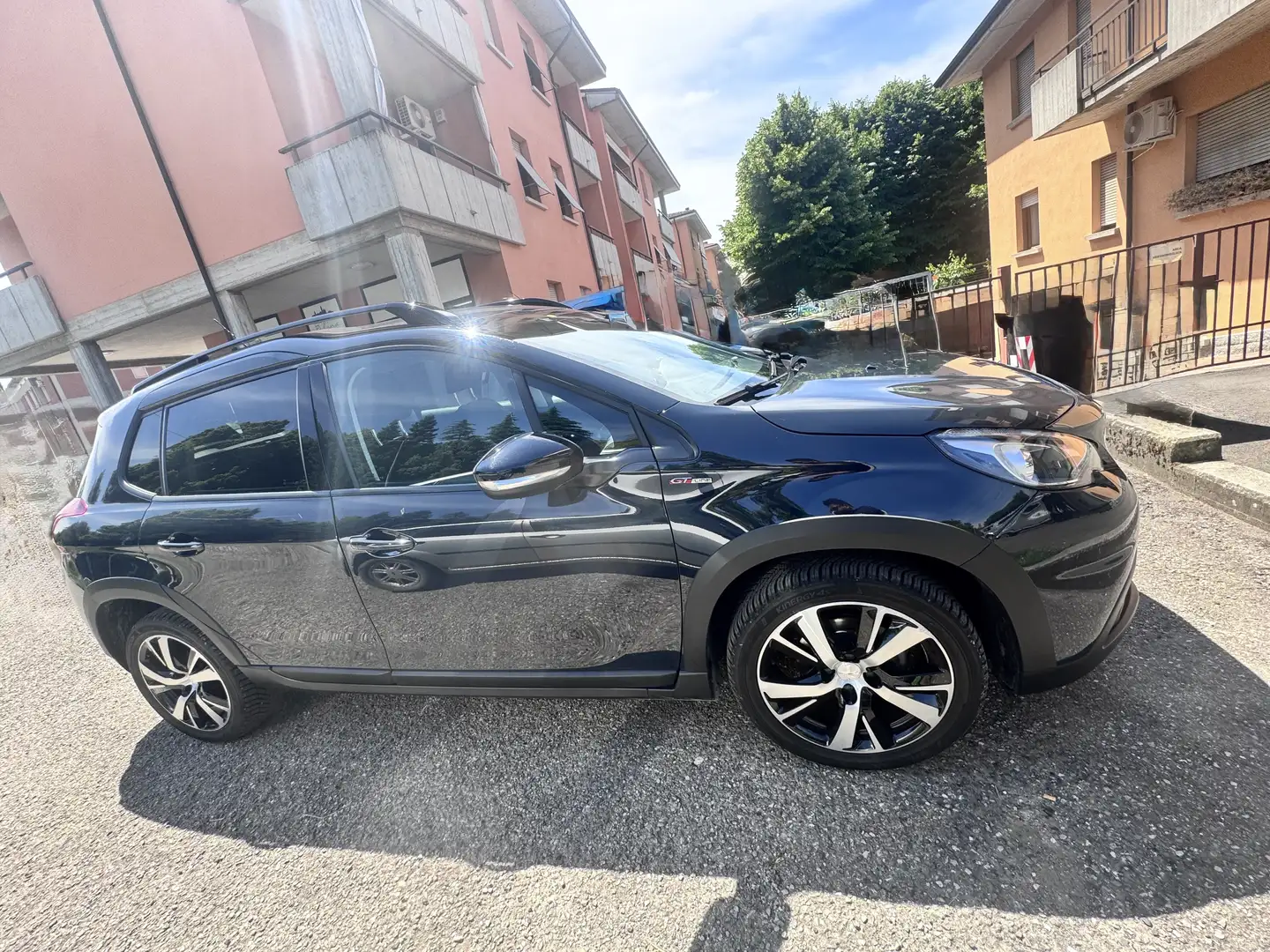 Peugeot 2008 - 1