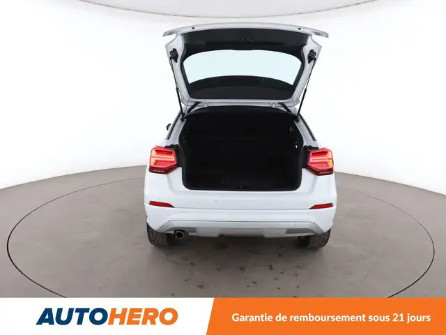 Audi Q2 view 16