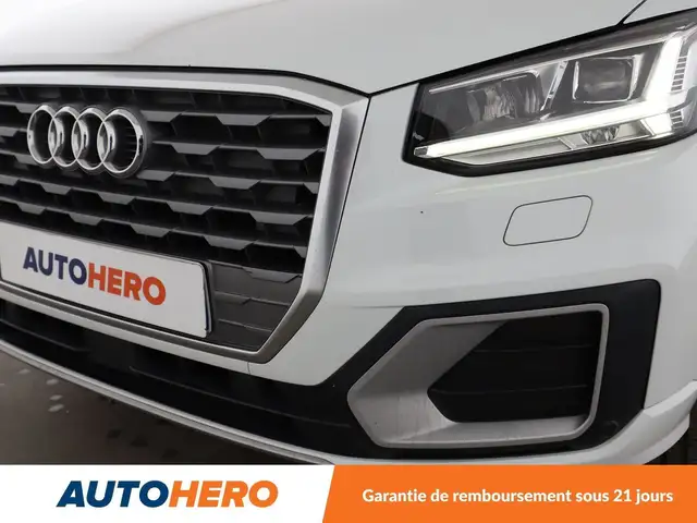 Audi Q2 view 30