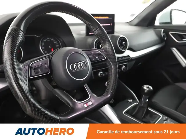 Audi Q2 view 11