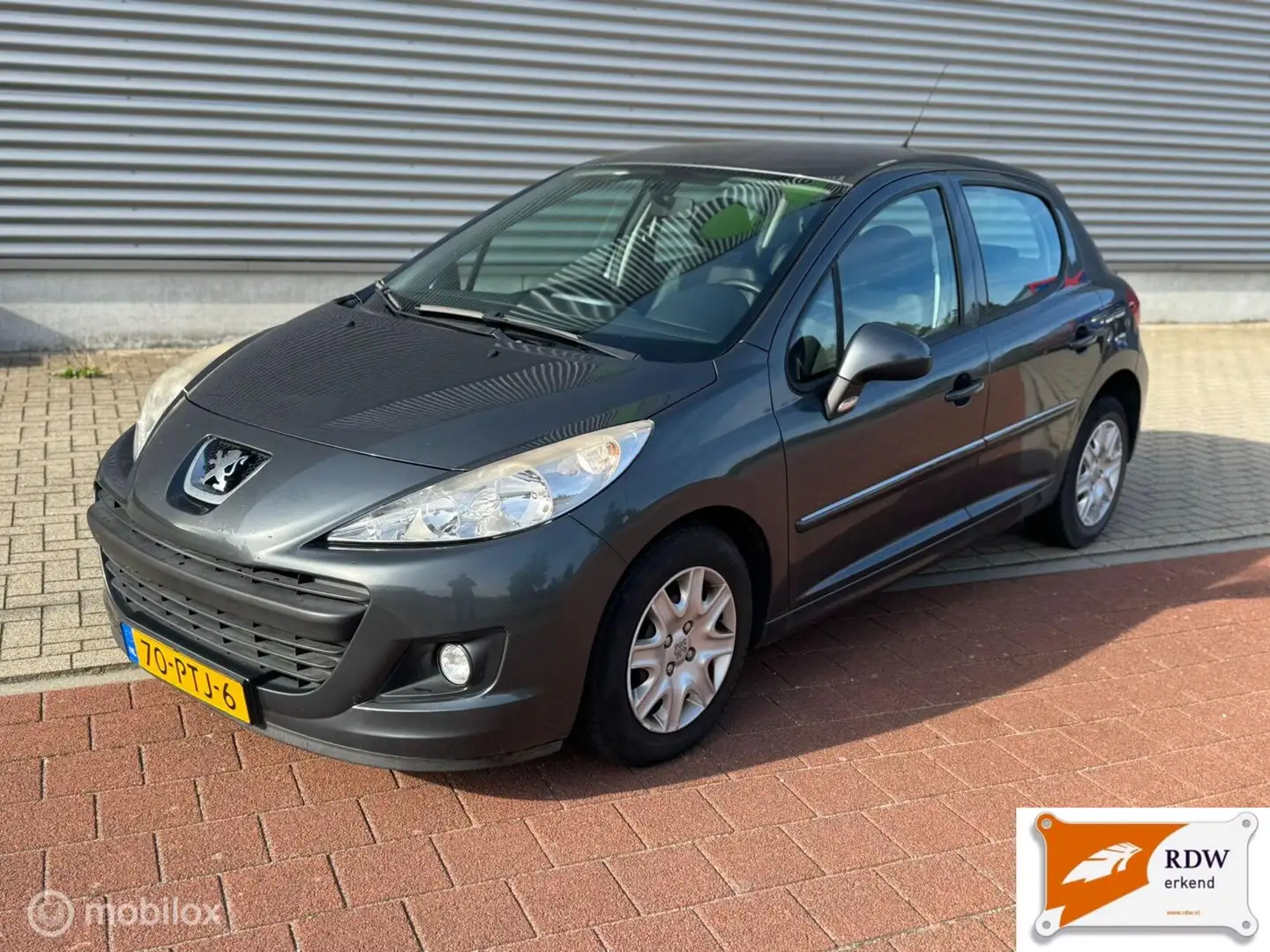 Peugeot 207 1.4 VTi Access NAP/NWE KOPPAKKING/AIRCO/NETTE AUTO Grijs - 1