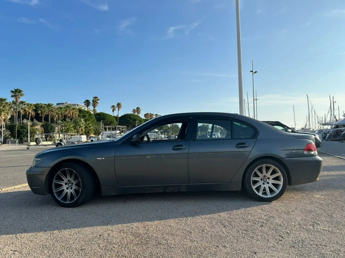 BMW 740 (E65) 740DA 258CH Gris - 2