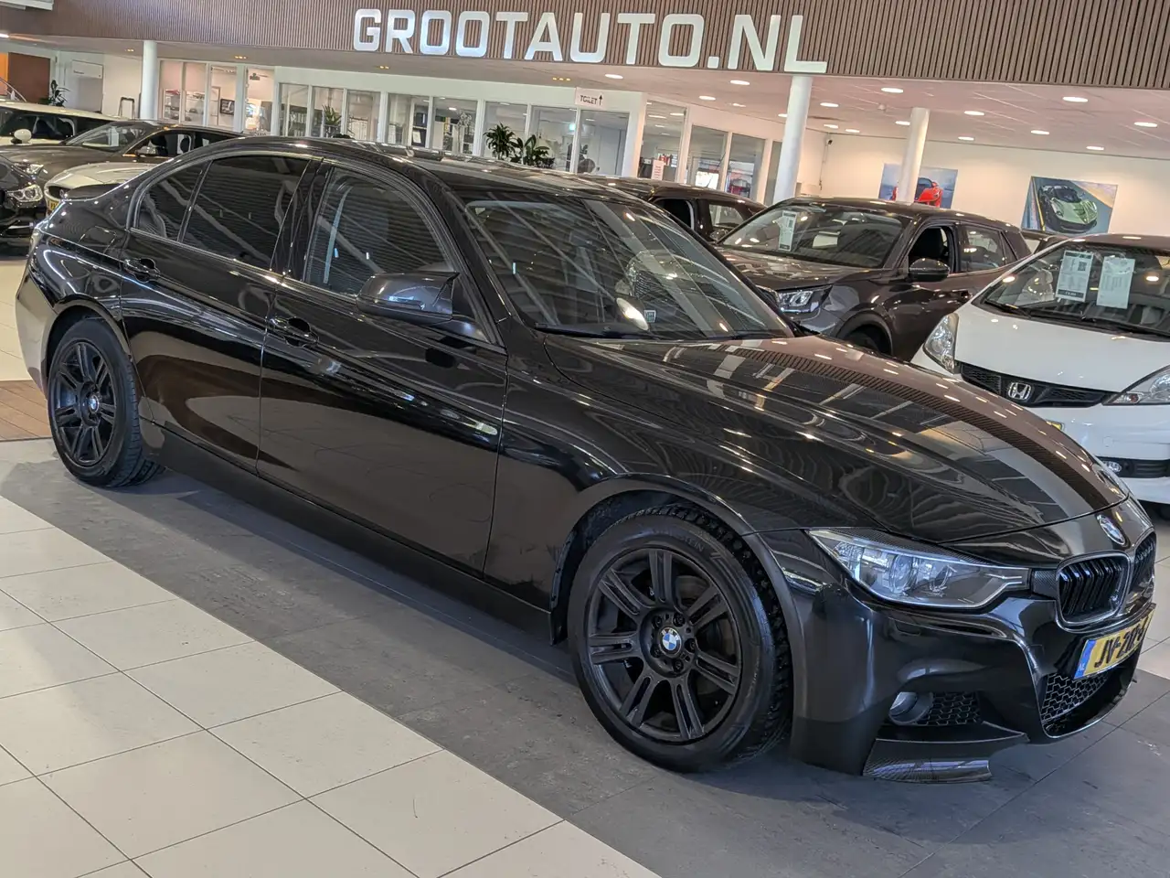 BMW 320