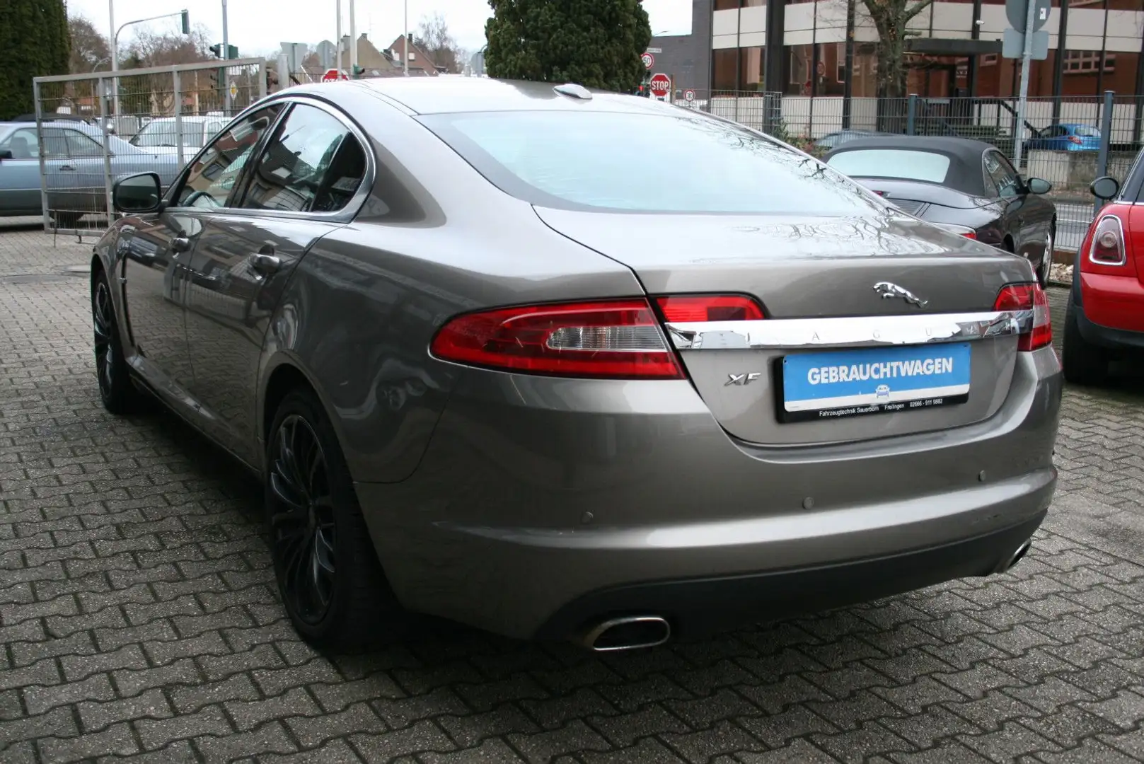 Jaguar XF 4.2 V8 Premium Luxury|Vollausstattung|Allwet. Gris - 2